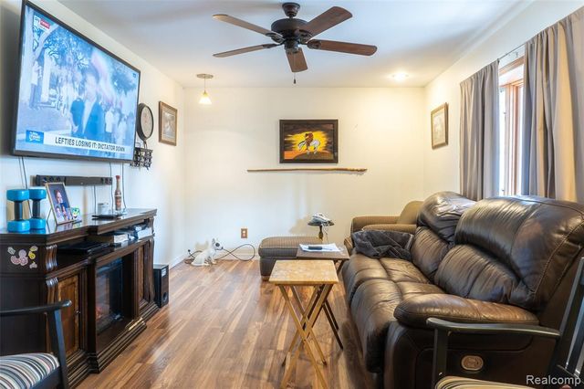 11788 Syracuse Street, Taylor, MI 48180