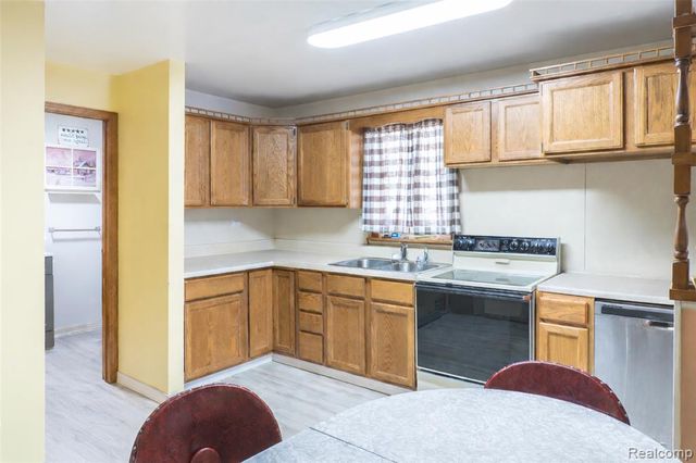 11788 Syracuse Street, Taylor, MI 48180