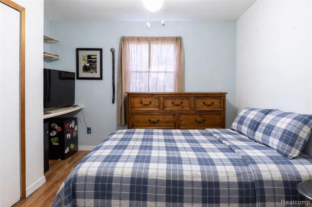 11788 Syracuse Street, Taylor, MI 48180