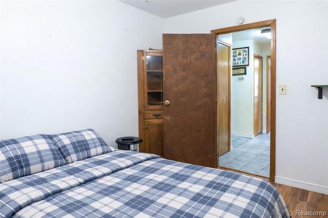 11788 Syracuse Street, Taylor, MI 48180