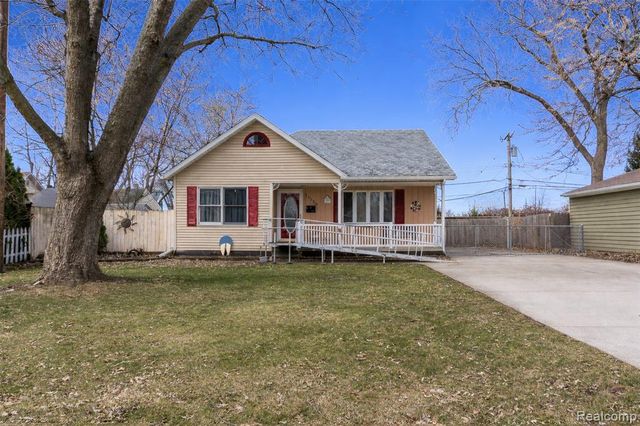 11788 Syracuse Street, Taylor, MI 48180