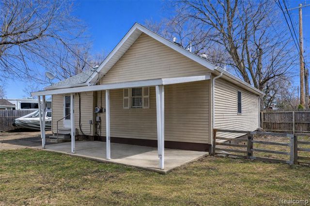 11788 Syracuse Street, Taylor, MI 48180