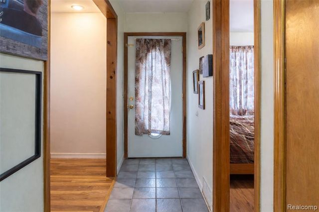 11788 Syracuse Street, Taylor, MI 48180