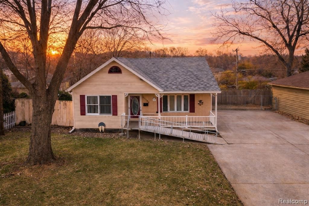 11788 Syracuse Street, Taylor, MI 48180