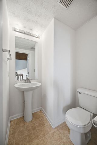 3685 Squires Woods Way, Lexington, KY 40515