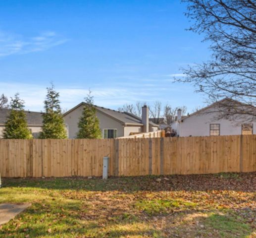 3685 Squires Woods Way, Lexington, KY 40515