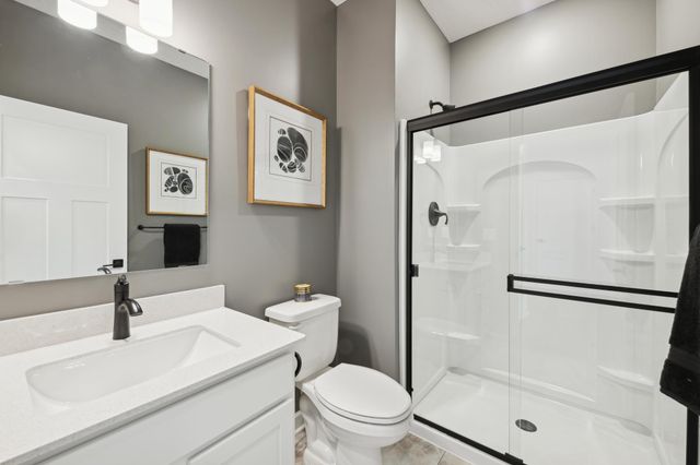 18298 Hornby Drive, Lakeville, MN 55044