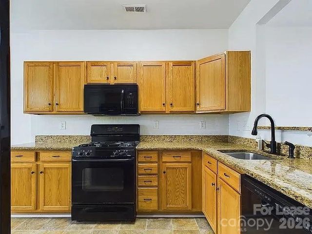 155 Kallie Loop, Mooresville, NC 28117