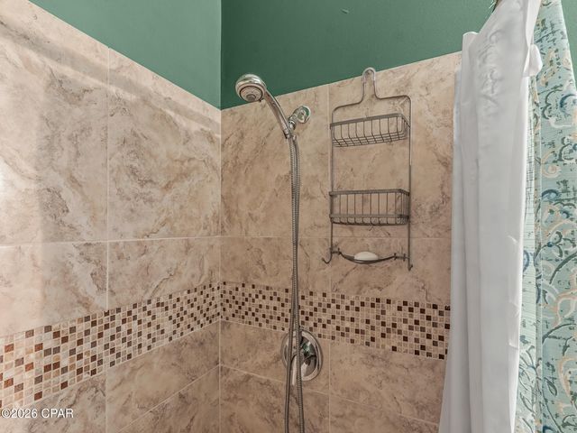 5601 Pinetree Avenue A, Panama City, FL 32408