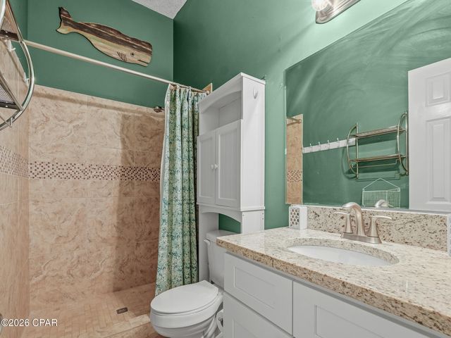 5601 Pinetree Avenue A, Panama City, FL 32408