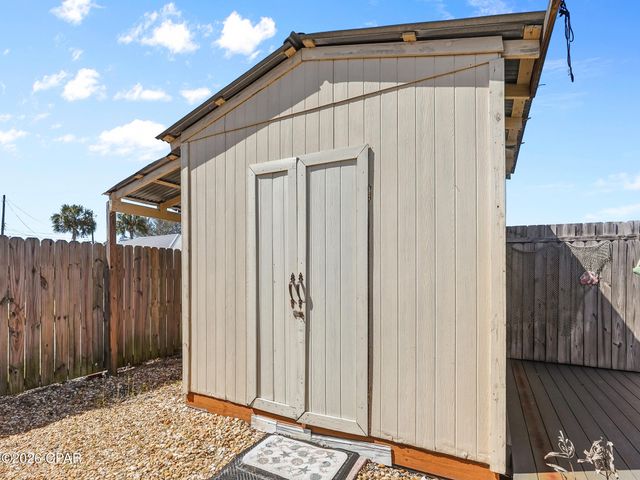 5601 Pinetree Avenue A, Panama City, FL 32408