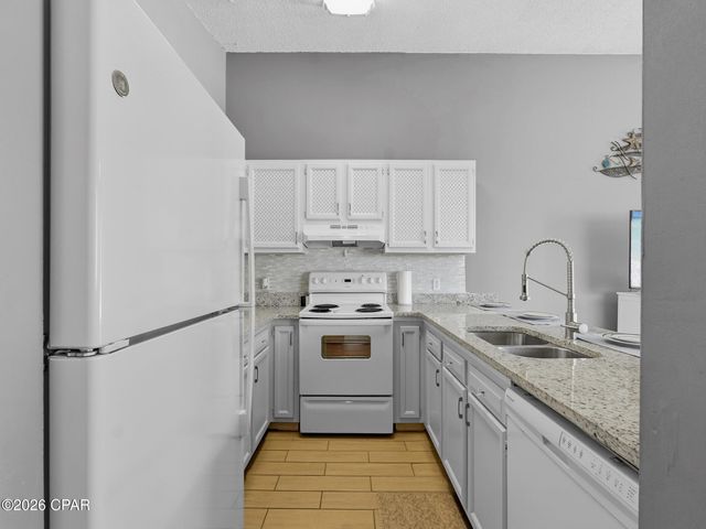 5601 Pinetree Avenue A, Panama City, FL 32408