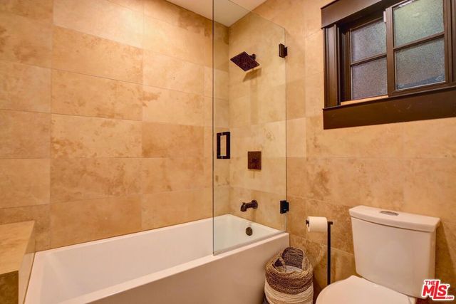 2570 Nichols Canyon Road, Los Angeles, CA 90046