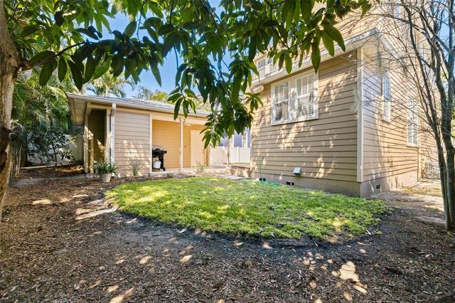 3104 W FIELDER STREET, Tampa, FL 33611