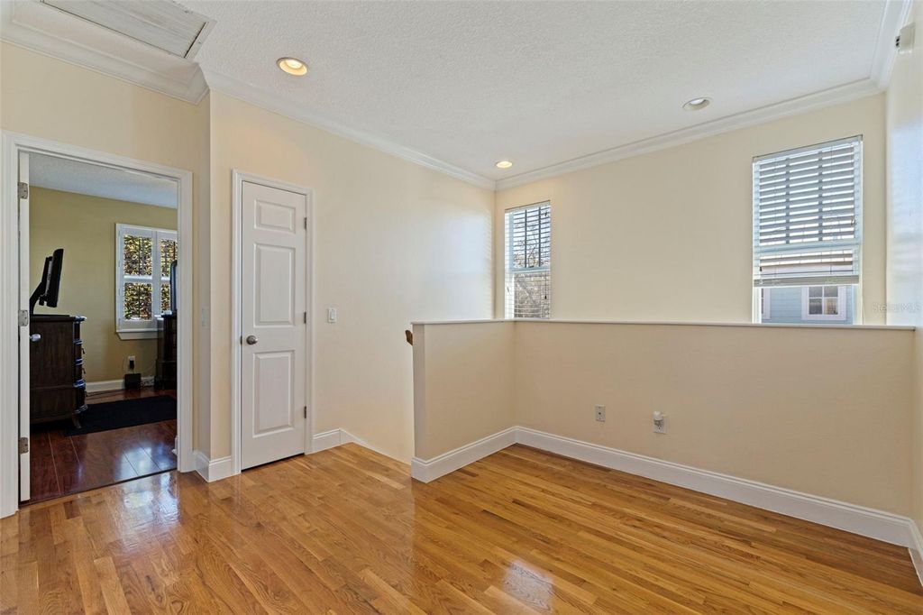 Image 25 of property listing at 3104 W FIELDER STREET, Tampa, FL 33611