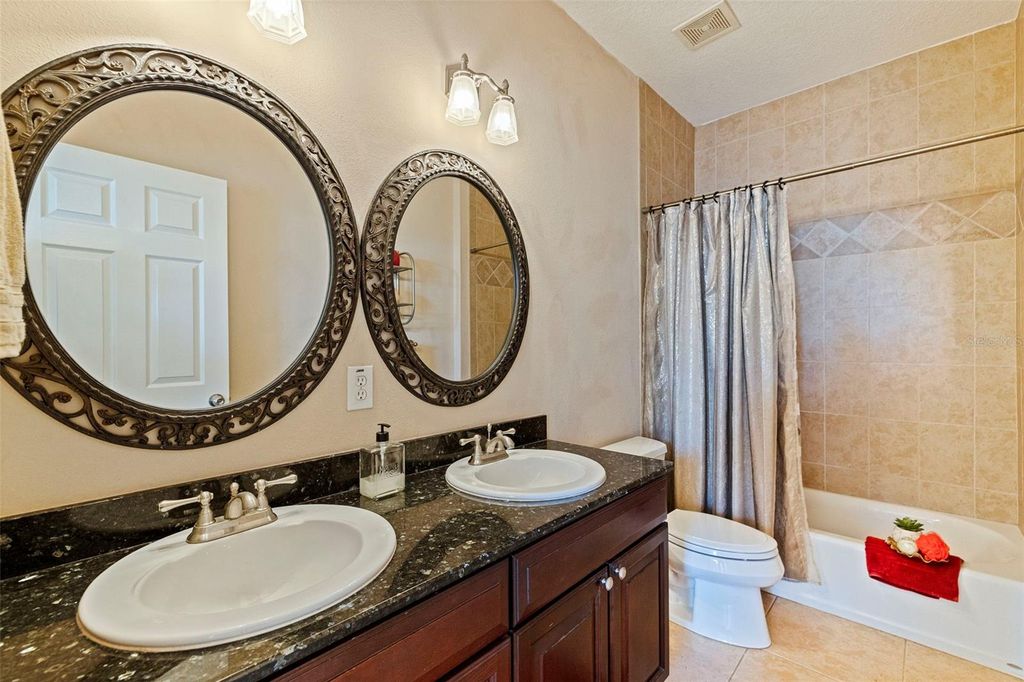 Image 32 of property listing at 3104 W FIELDER STREET, Tampa, FL 33611