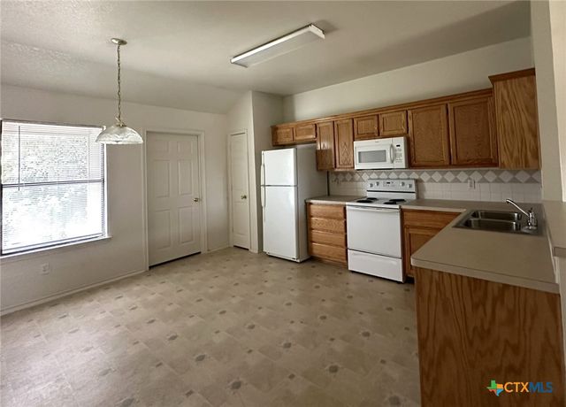 317 Janelle Drive, Copperas Cove, TX 76522