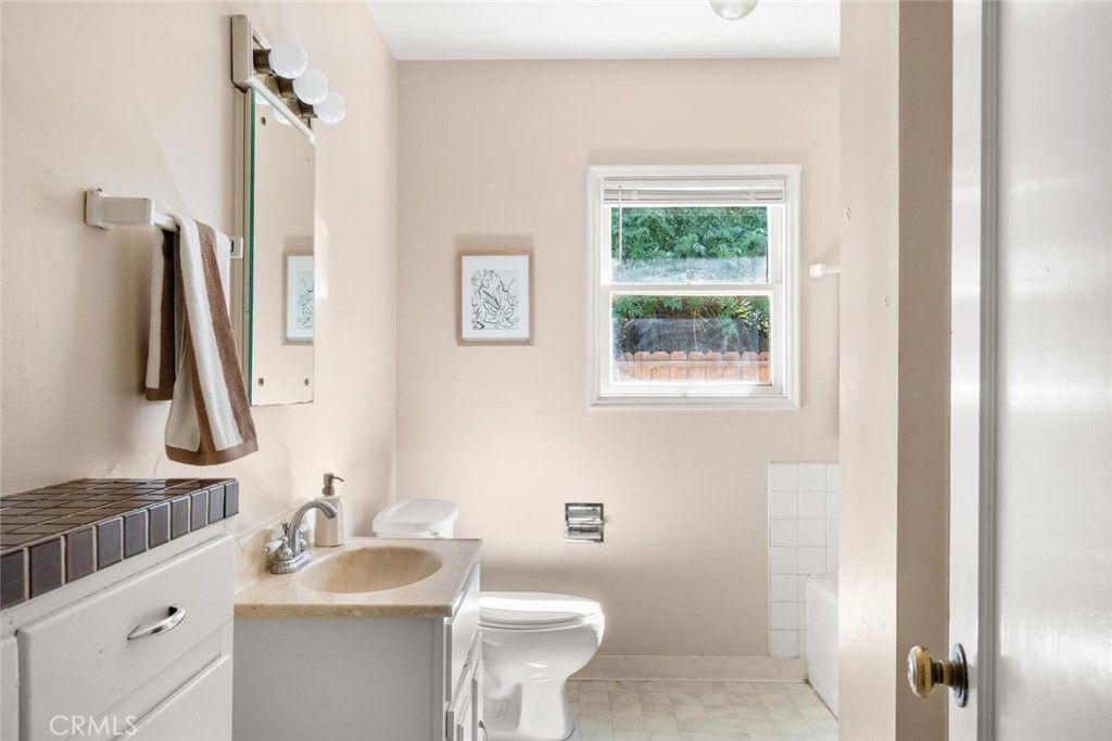 Image 22 of property listing at 1421 Hobart Street, Chico, CA 95926