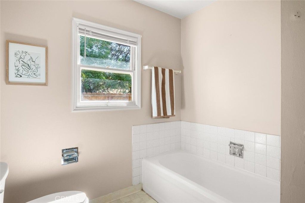 Image 23 of property listing at 1421 Hobart Street, Chico, CA 95926