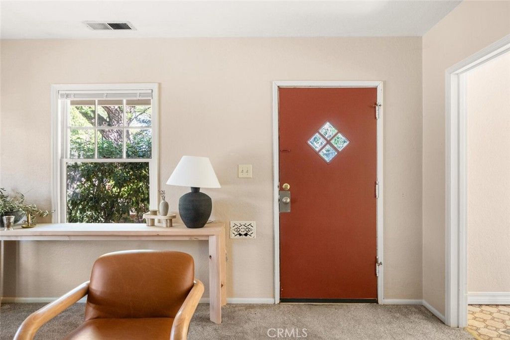 Image 2 of property listing at 1421 Hobart Street, Chico, CA 95926