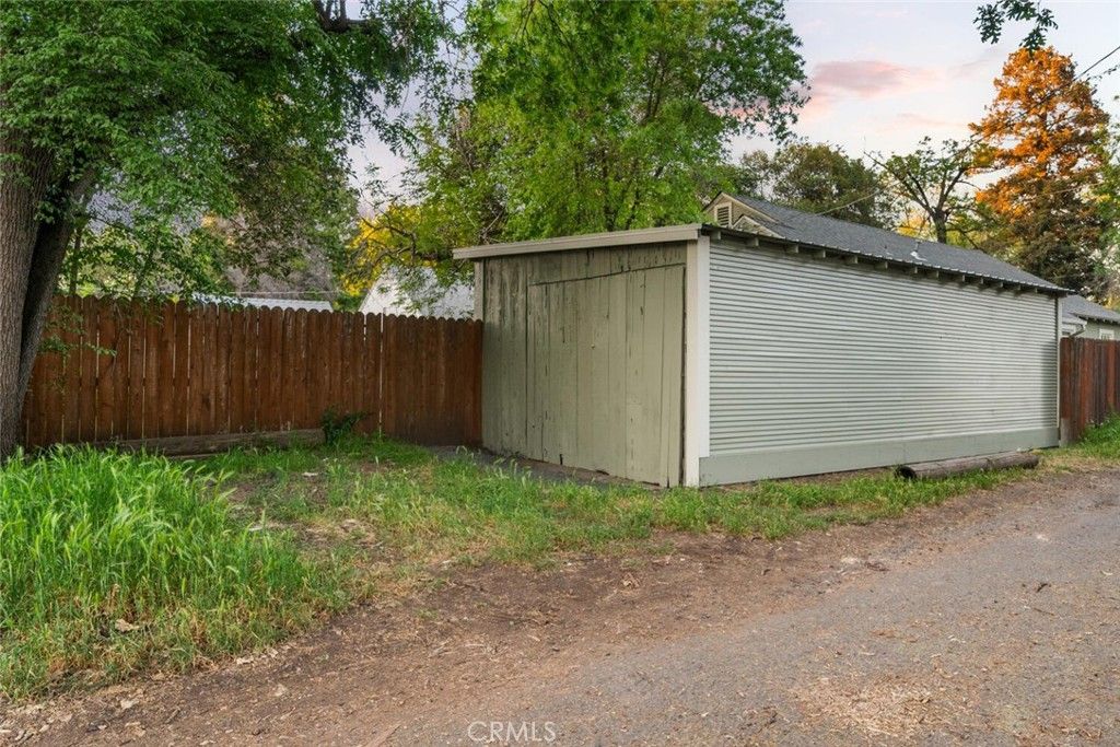 Image 37 of property listing at 1421 Hobart Street, Chico, CA 95926