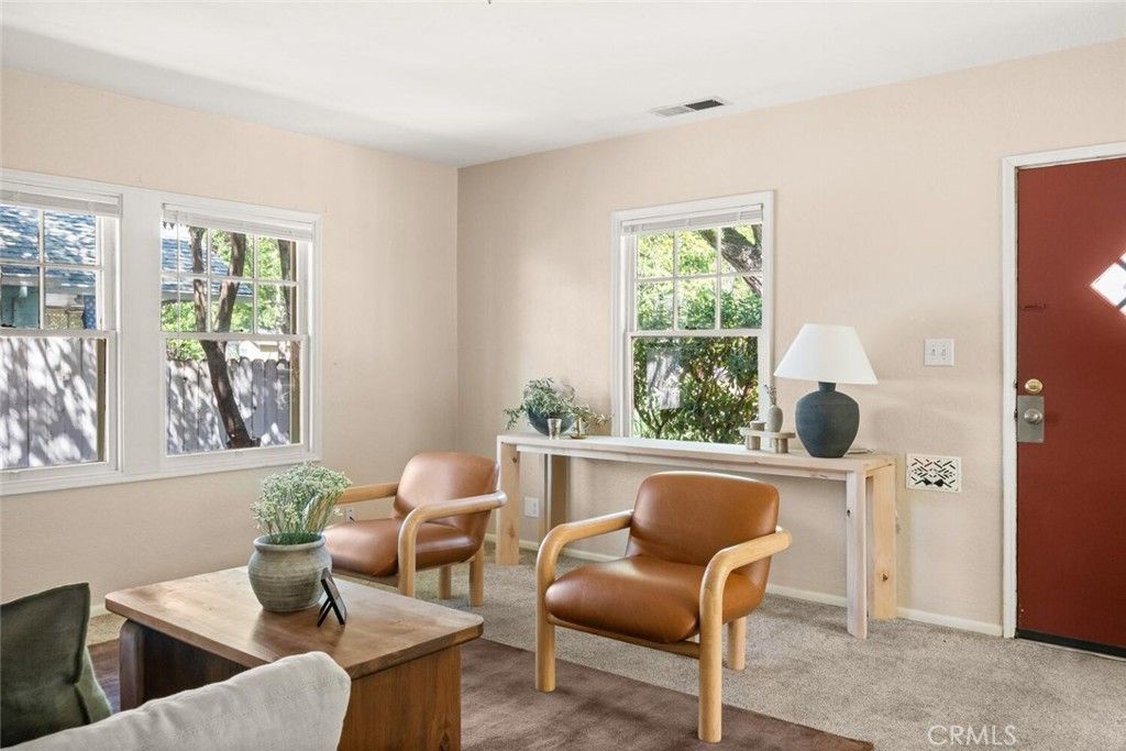 Image 4 of property listing at 1421 Hobart Street, Chico, CA 95926