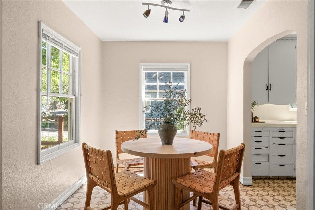 Image 8 of property listing at 1421 Hobart Street, Chico, CA 95926