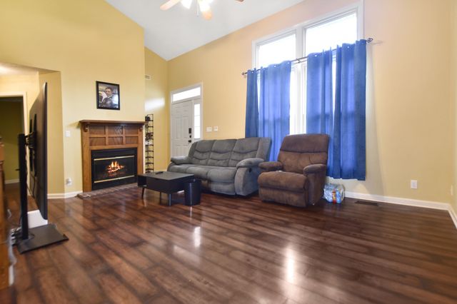 1122 Rosebrook Drive, Clarksville, TN 37042