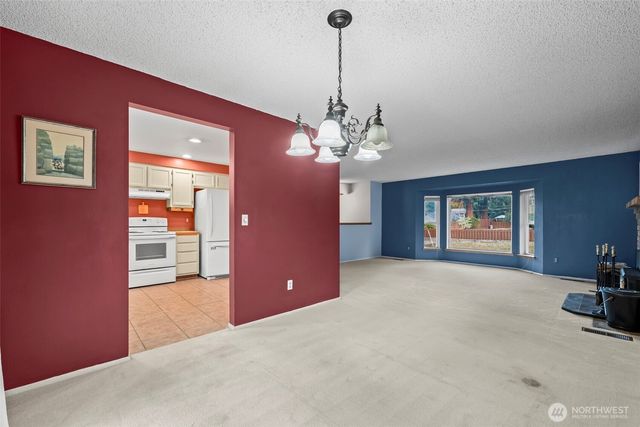 1918 NW Russell Street, Poulsbo, WA 98370