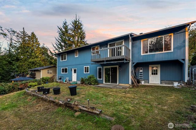 1918 NW Russell Street, Poulsbo, WA 98370