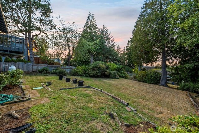 1918 NW Russell Street, Poulsbo, WA 98370