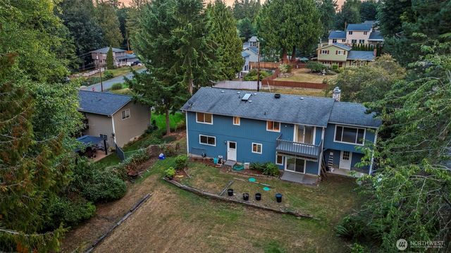 1918 NW Russell Street, Poulsbo, WA 98370