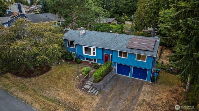 1918 NW Russell Street, Poulsbo, WA 98370