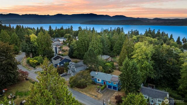 1918 NW Russell Street, Poulsbo, WA 98370