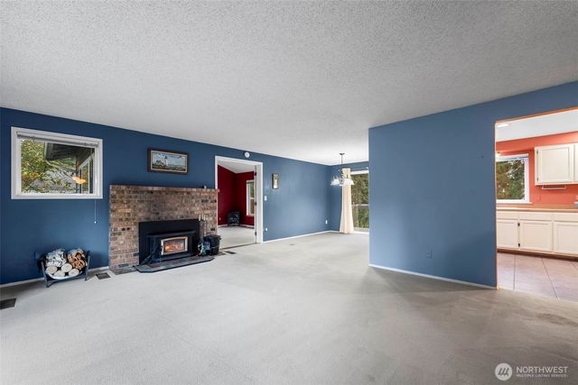 1918 NW Russell Street, Poulsbo, WA 98370