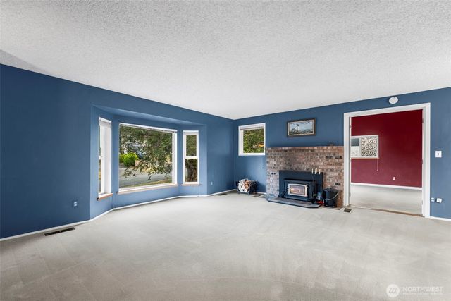 1918 NW Russell Street, Poulsbo, WA 98370