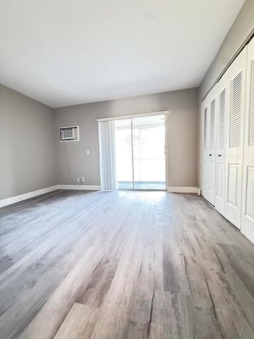 130 Hastings H, West Palm Beach, FL 33417