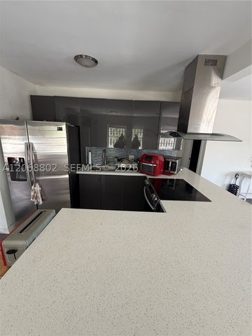 3311 NW 16th Ter, Miami, FL 33125