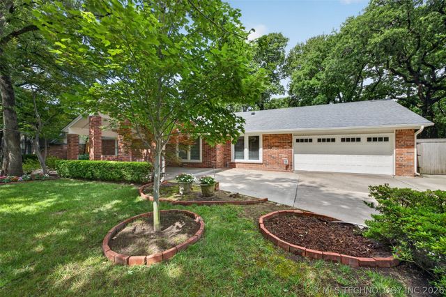 10218 S Sandusky Avenue, Tulsa, OK 74137