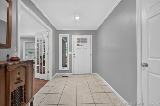 10218 S Sandusky Avenue, Tulsa, OK 74137