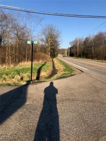 11695 Basinger Road, North Lima, OH 44452