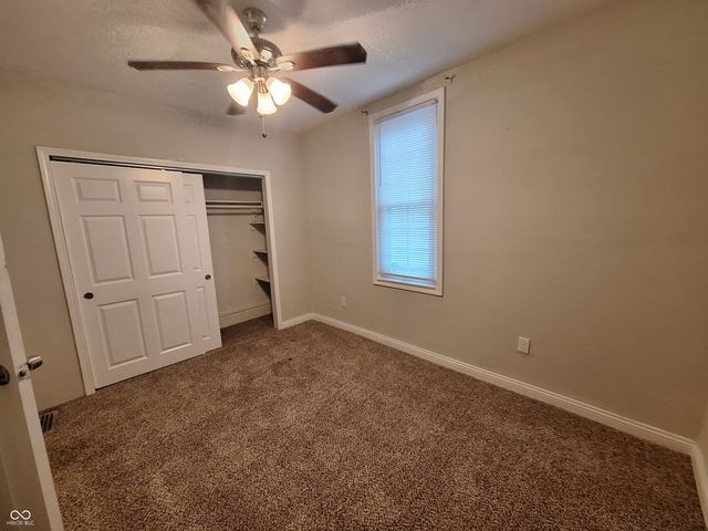 928 S A Street, Elwood, IN 46036