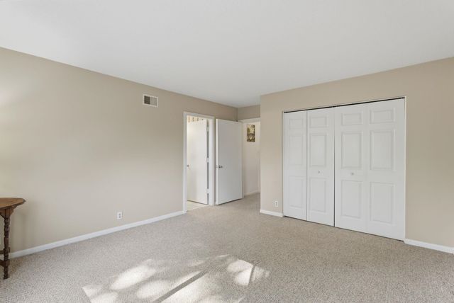 800 Egret Cir Apt 37, Little River, SC 29566