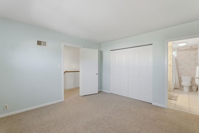 800 Egret Cir Apt 37, Little River, SC 29566