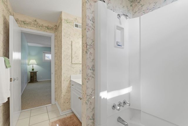 800 Egret Cir Apt 37, Little River, SC 29566