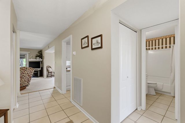 800 Egret Cir Apt 37, Little River, SC 29566