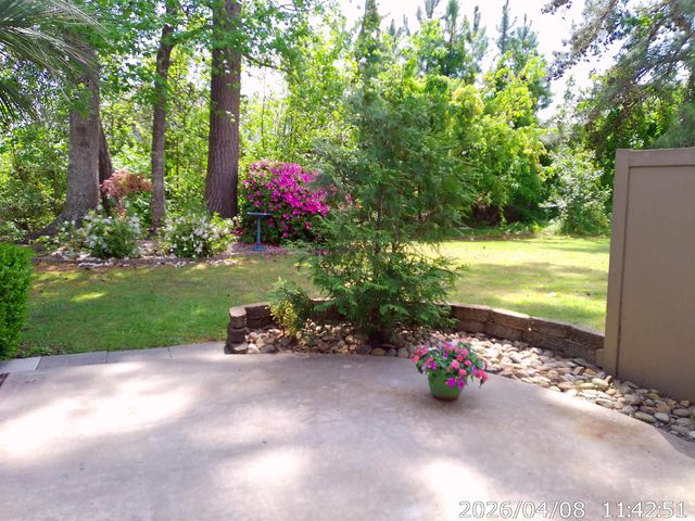 800 Egret Cir Apt 37, Little River, SC 29566