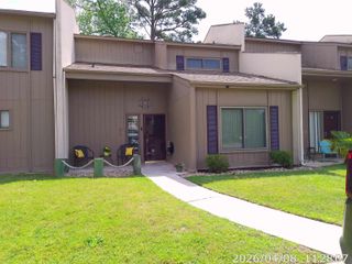 800 Egret Cir Apt 37, Little River, SC 29566
