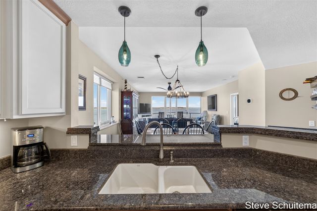 2964 Lakeshore Drive W 304, Muskegon, MI 49441