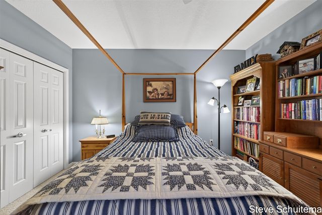 2964 Lakeshore Drive W 304, Muskegon, MI 49441
